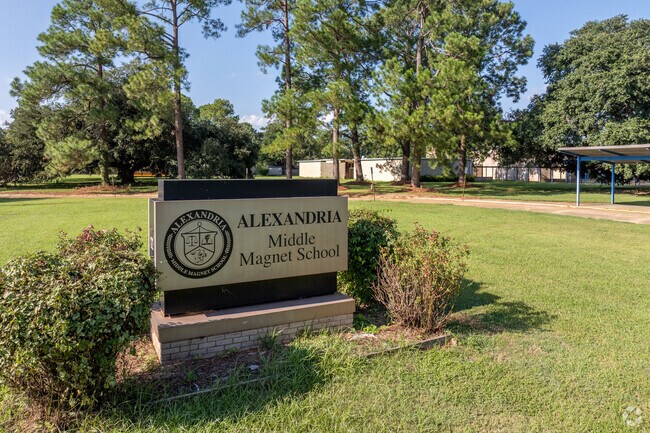 Alexandria Middle Magnet School is one middle school that serves the Shirley Park area.