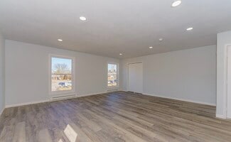 128 Rockefeller Rd, Delmar, NY 12054