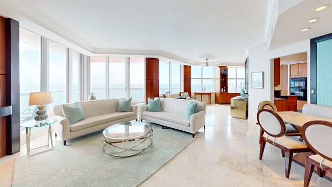 The Palms II unit 21B, Fort Lauderdale, FL 33305 - photo 2