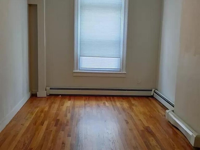 370 Aurora Ave, Cliffside Park, NJ 07010 - photo 7