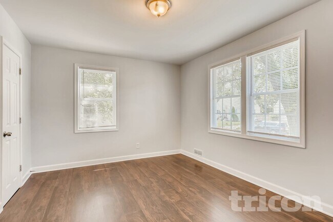 3523 Sussex Rd, Gwynn Oak, MD 21207 - photo 4