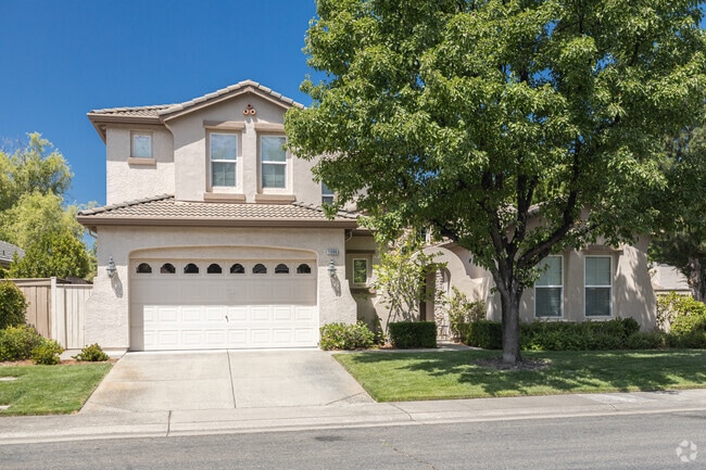 Stucco exteriors and tile roofs are the norm here in The Parkway