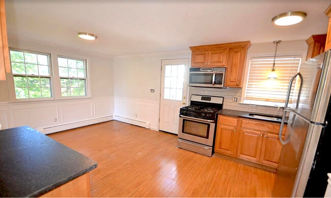 117 Cowing St, Boston, MA 02132 - photo 3
