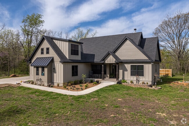 Newer modern craftsman homes continue to pop up in and around Bella Vista.