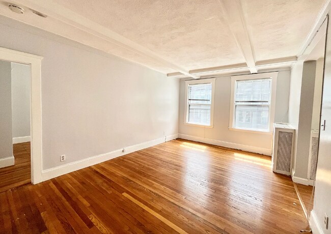 124 Sutherland Rd unit 5, Brighton, MA 02135 - photo 3