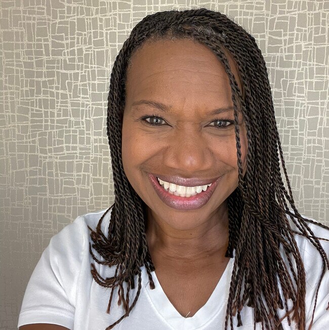 Aurelia Moss