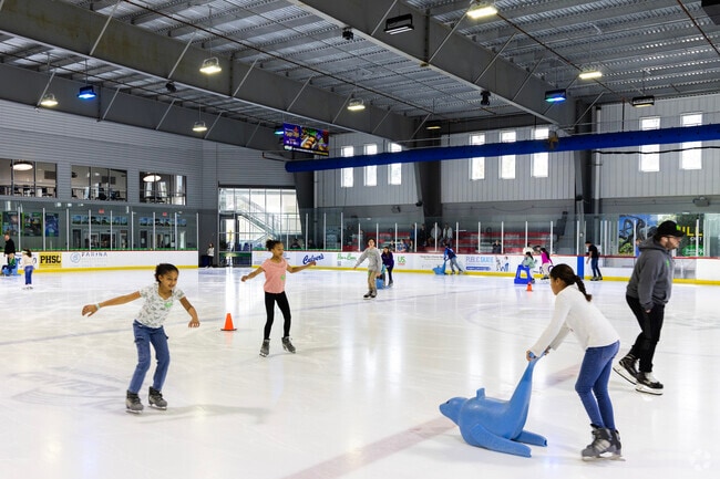 Residents of Live Oak Preserve can ice skate year round near the neighborhood.