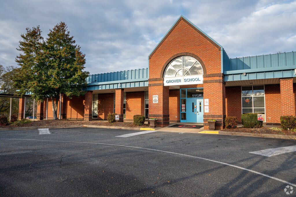 Grover Elementary School provides education in the neighborhood of 
Cleveland County.