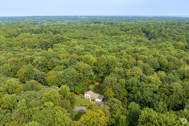 Independent Hill offers fresh air and quiet living just a short drive from D.C.