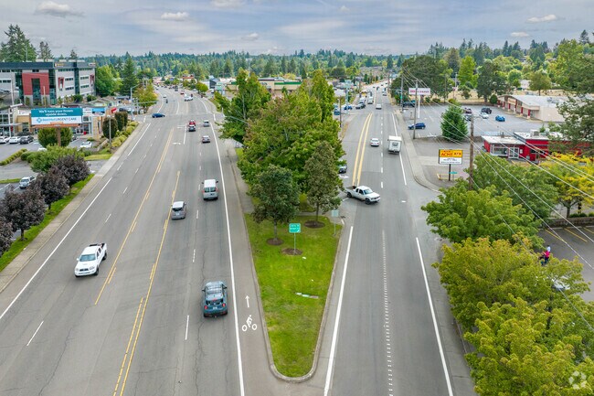 The tip of the triangle that forms Faye Wright splits Commercial St and Liberty RD.