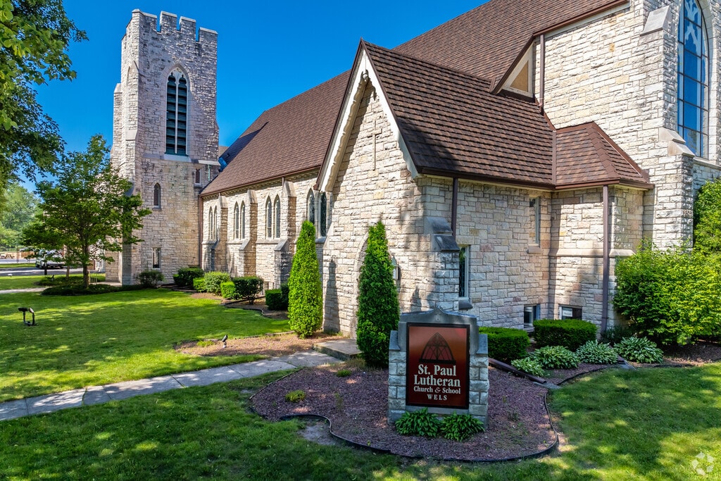 St. Paul Lutheran School has 159 students.