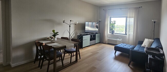 Skyview Rahway unit 1509, Rahway, NJ 07065 - photo 4