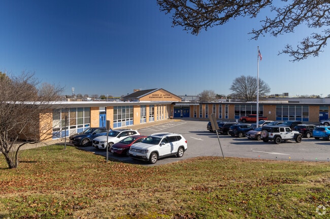 Welcome to Agnes E. Little Elementary School in Pawtucket.