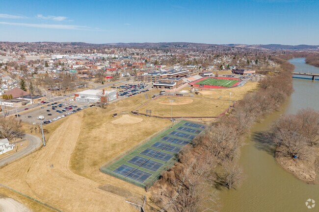 Welcome to Union-Endicott High School.