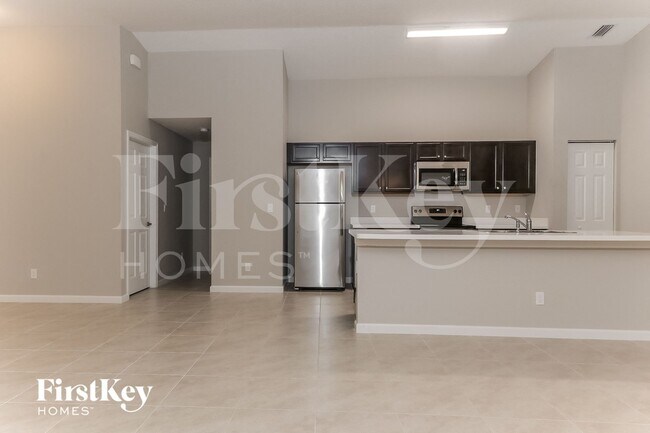 873 SW Saltonstall Terrace, Port St. Lucie, FL 34953 - photo 6