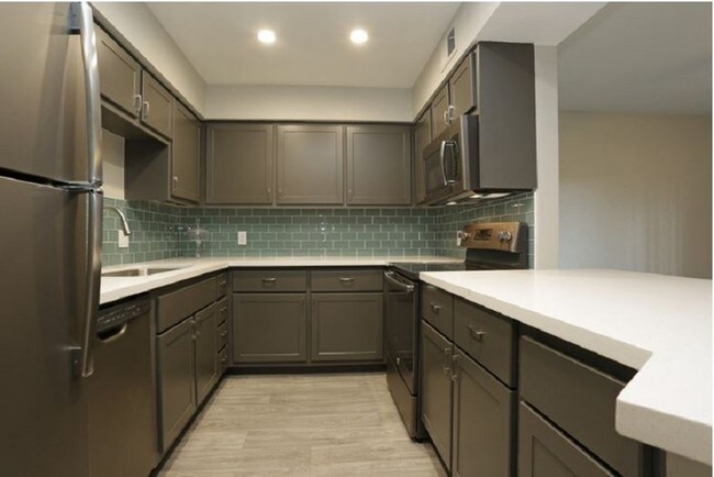 Aria on Mill, Tempe, AZ 85282 - photo 5