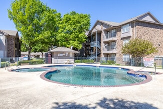 3826 Easton Meadows Dr, Garland, TX 75043