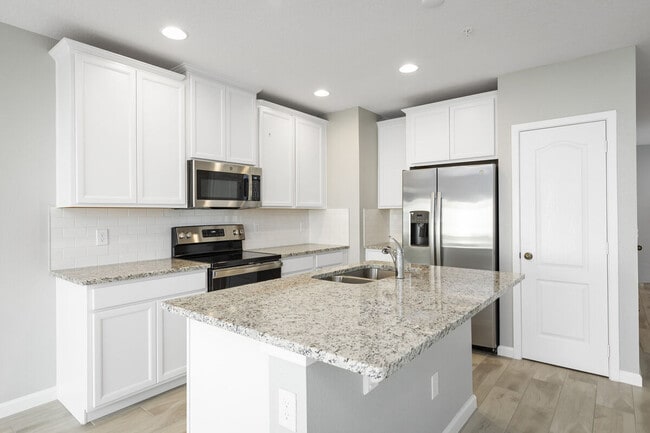 14799 Outfitter St, Orlando, FL 32824 - photo 5