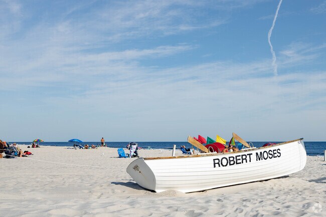 Nearby Robert Moses Park is broken up in to 4 areas, each having their own vibe and crowd.