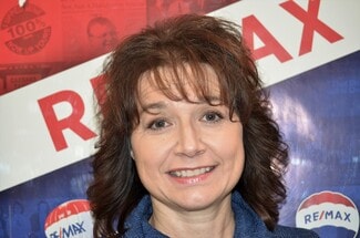 Carla Hewlett