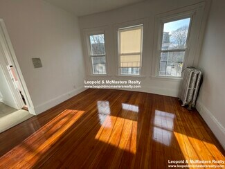 146 Oxford St, Somerville, MA 02143