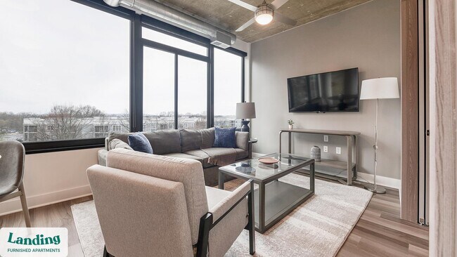 5201 Leesburg Pike unit 441, Falls Church, VA 22041 - photo 2