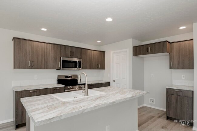 3061 S Maple Ranch Way, Nampa, ID 83686 - photo 5