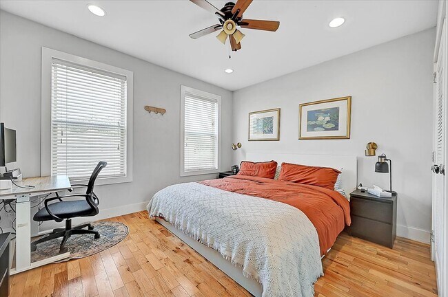 1607 Brown St unit 3, Philadelphia, PA 19130 - photo 6