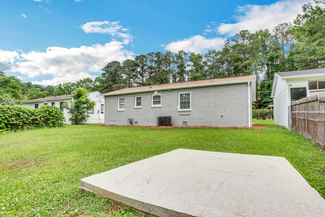 2634 Santa Monica Dr NW, Atlanta, GA 30318