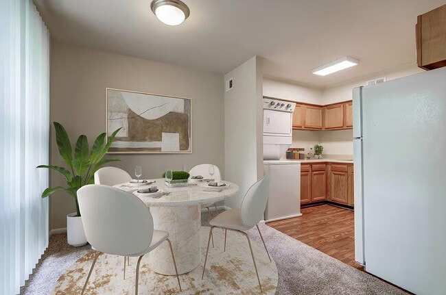 Monarch Crossing, Newport News, VA 23602 - photo 2