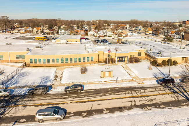 Wilson Elementary School, Calumet City IL Rankings & Reviews - Homes.com