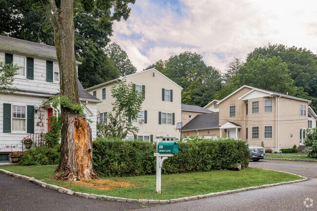 Welcome to Back Country Greenwich in Connecticut.