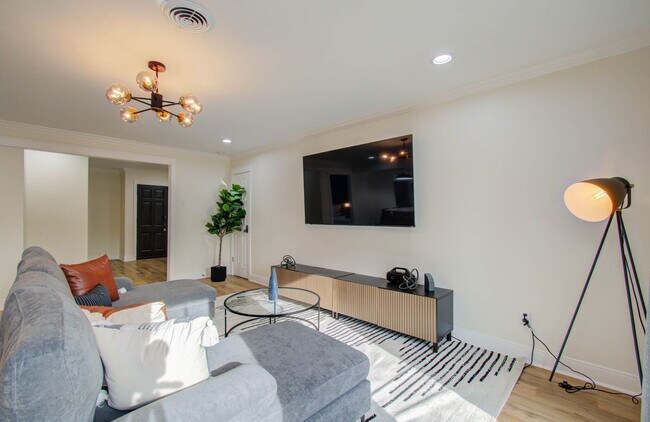 9306 Bassoon Dr unit ID1024979P, Houston, TX 77025 - photo 7