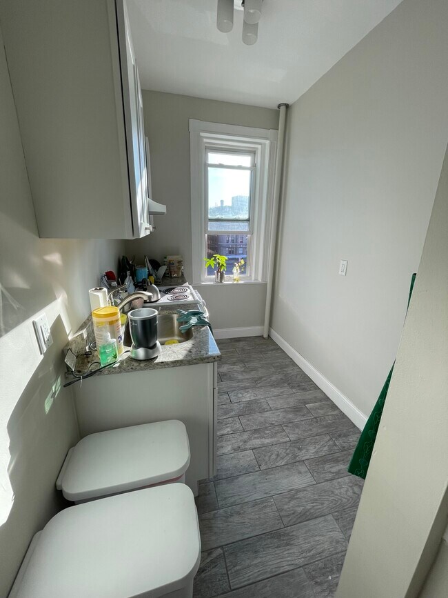 210 Hemenway St unit 19, Boston, MA 02115 - photo 3