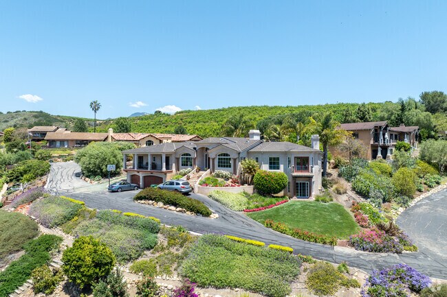 Many larger homes are found on the hill tops in Capitan-Gaviota.
