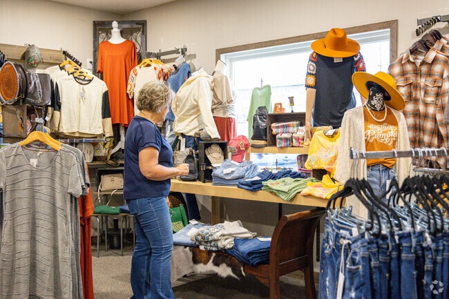 Residents can shop at local retail stores such as Magnolias Boutique in Central City.