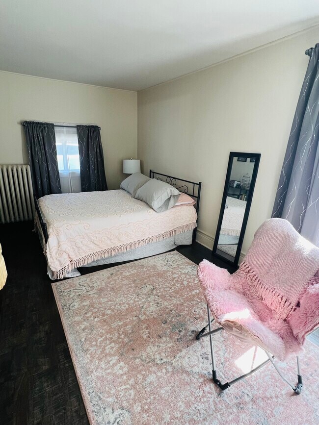 24 N Chestnut St unit 1 first floor, New Paltz, NY 12561 - photo 5