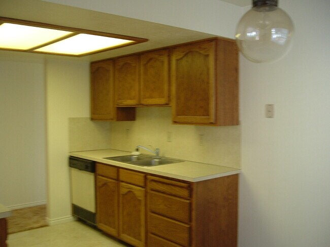 1039 Gentile St E unit 1039, Layton, UT 84041 - photo 3