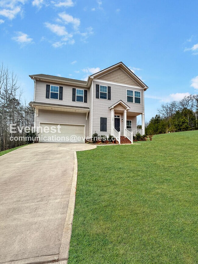 109 Big Bertha Dr, Statesville, NC 28677