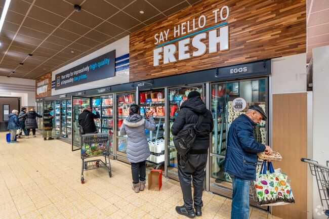 Cherry Hill Gourmet and Aldi are neighborhood grocery stores in Sheepshead Bay.