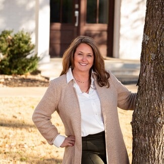 Ronica Warden