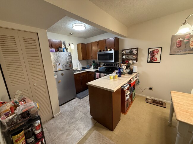 104 Clinkscales Rd unit 404, Columbia, MO 65203 - photo 5