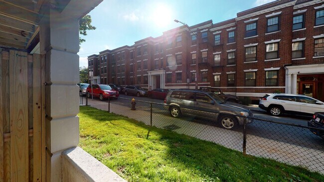 140 Sutherland Rd unit A, Boston, MA 02135 - photo 4