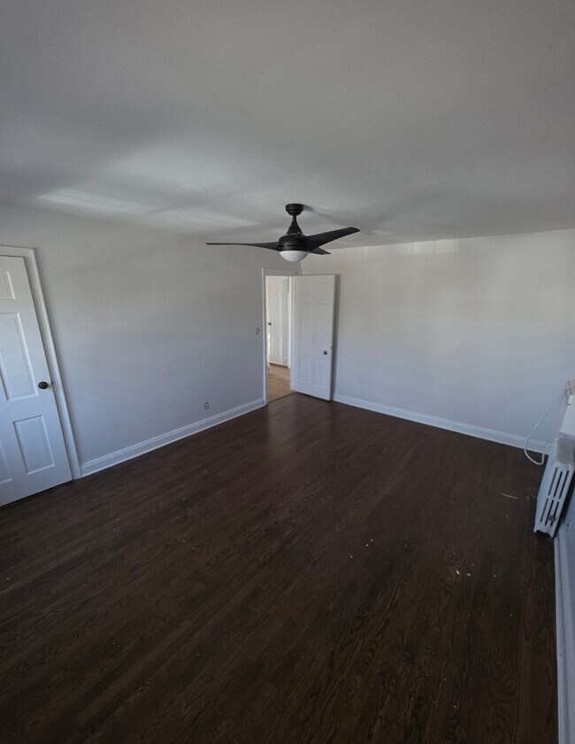 11 Lawrence Ave, Malverne, NY 11565 - photo 3