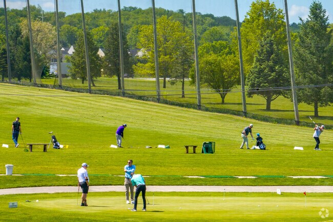 Rich Valley Golf Course offers an 18-hole layout minutes from Silver Spring.