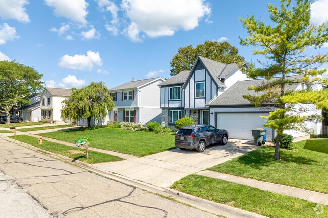 Homes in the Westchester-Green Countrie neighborhood have well-manicured front yards.