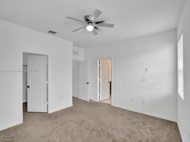 1429 SE 26th Ave, Homestead, FL 33035 - photo 6