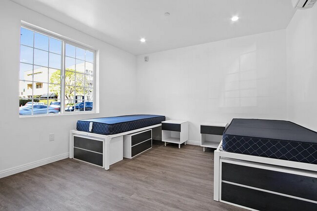 Orion 668, Los Angeles, CA 90007 - photo 6