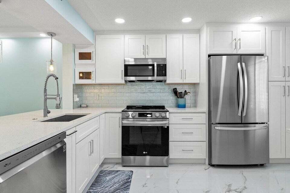 7076 Huntington Ln unit 7076 Huntington Lane, Delray Beach, FL 33446 - photo 1