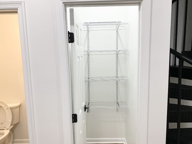 1600 S Charles St unit B, Baltimore, MD 21230 - photo 5